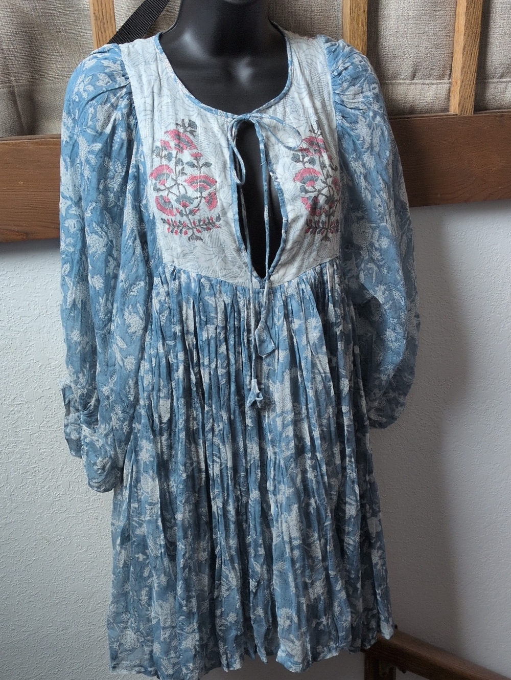 ✨Jaya Mini Dress in Juniper by the slow-fashion brand Daughters of India size XS - Picture 2 of 9